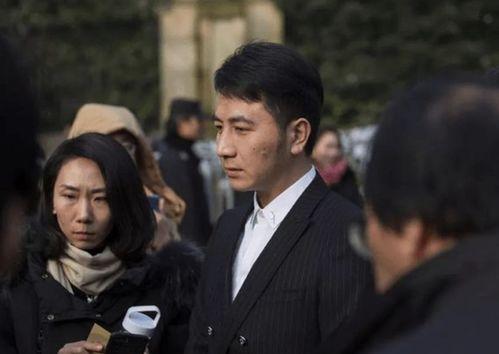 林生斌老婆吃瓜,林生斌妻子意外成为“吃瓜群众”焦点