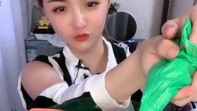 快手红校服吃瓜,快手网红校园吃瓜事件深度解析