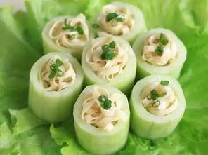 小孩吃瓜吃馍多了,小宝贝的甜蜜负担