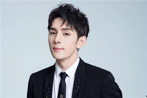 带你吃瓜李佳琦,揭秘网红带货背后的秘密