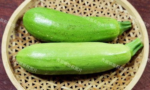 吃中药吃瓜可以吗,健康饮食的巧妙搭配