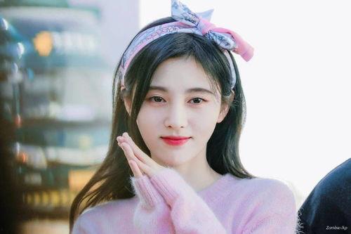 王心怡吃瓜壁纸,揭秘明星幕后趣闻