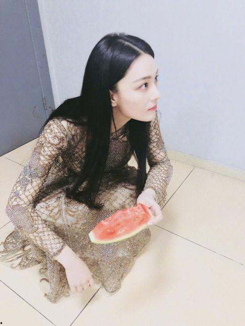 夏晴吃瓜,揭秘娱乐圈背后的那些事儿