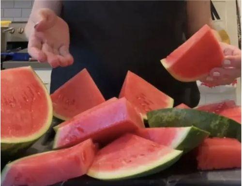 美国人吃瓜怎么吃